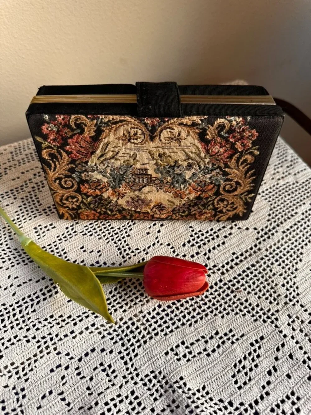 Black Faille Hard-Sided Vintage 1940s Vanity Clutch Purse w/ Tapestry & Mirror